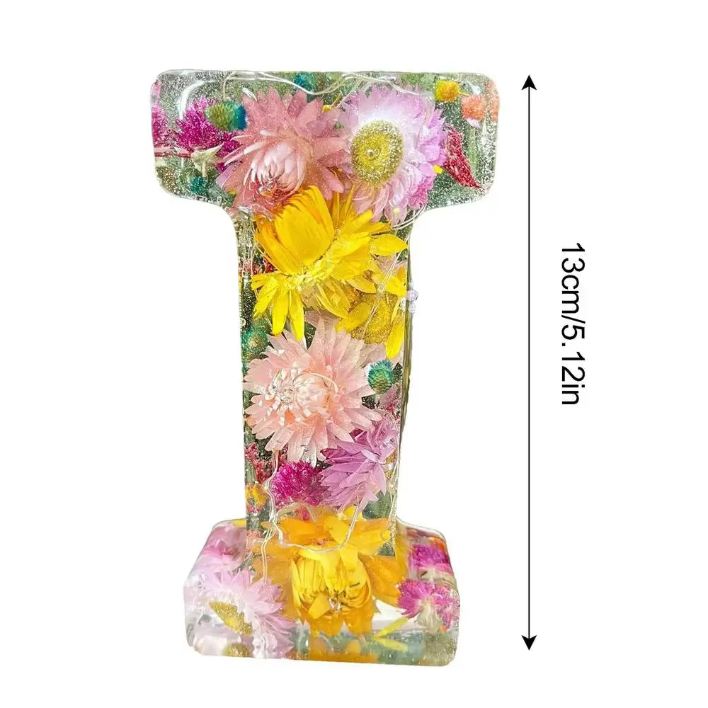 Floral Letter Night Light Alphabet Letter LED Lights Luminous Number Lamp Decorative Resin Lamp with Initial Letter & Dry Flower