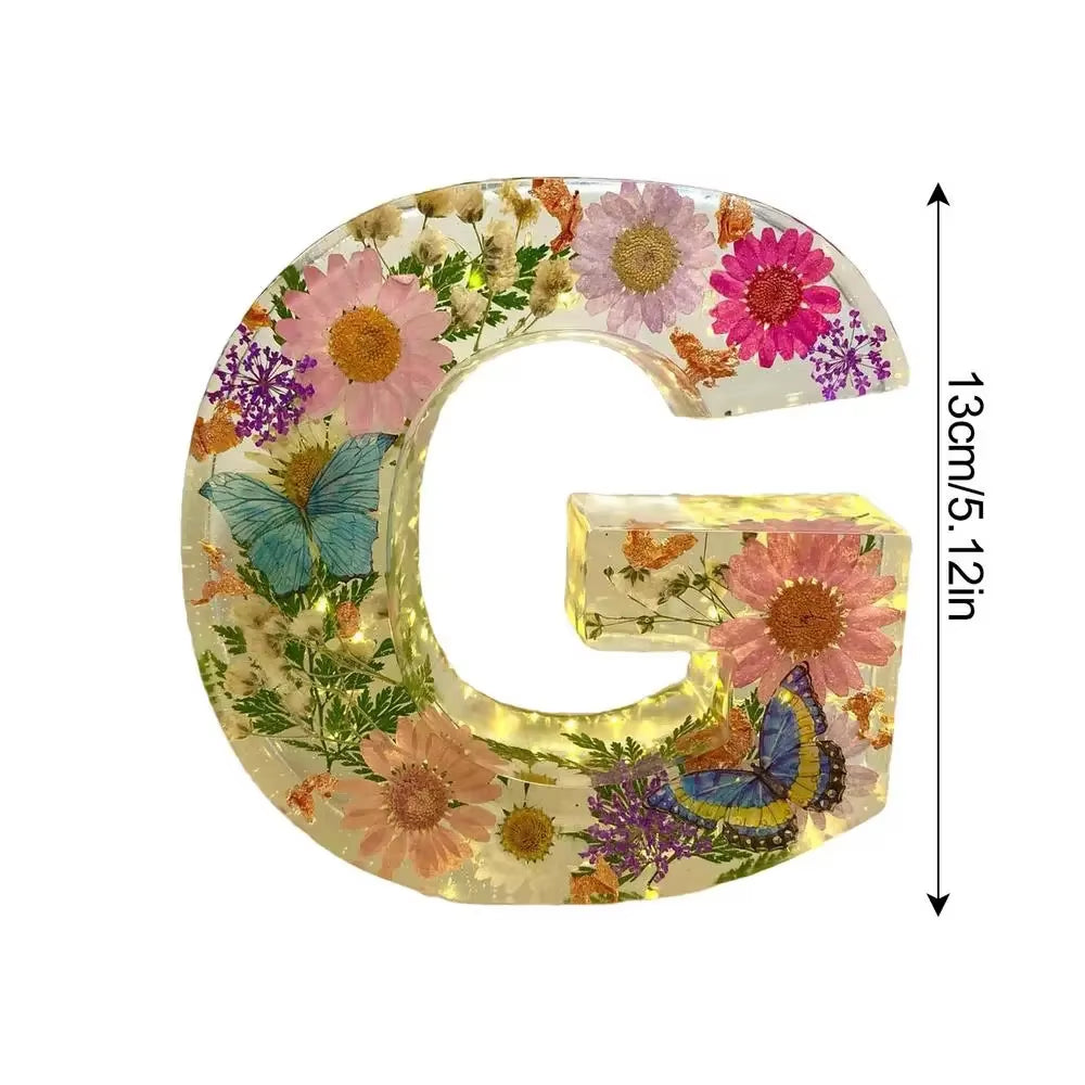 Floral Letter Night Light Alphabet Letter LED Lights Luminous Number Lamp Decorative Resin Lamp with Initial Letter & Dry Flower