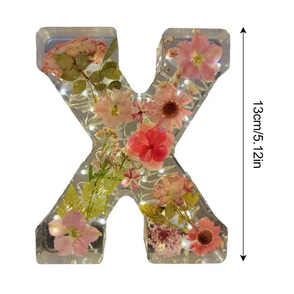 Floral Letter Night Light Alphabet Letter LED Lights Luminous Number Lamp Decorative Resin Lamp with Initial Letter & Dry Flower