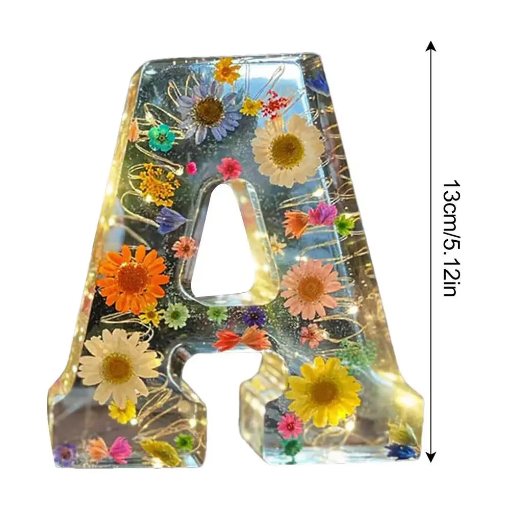 Floral Letter Night Light Alphabet Letter LED Lights Luminous Number Lamp Decorative Resin Lamp with Initial Letter & Dry Flower