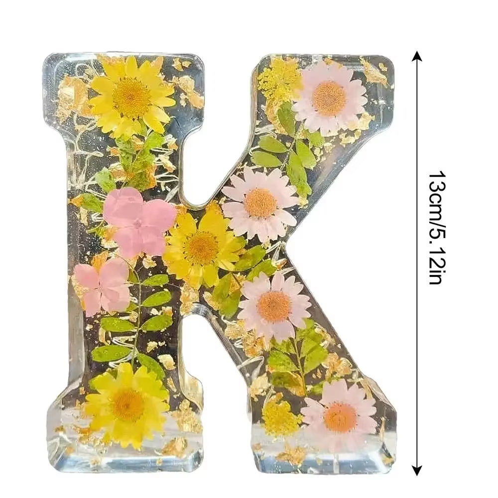 Floral Letter Night Light Alphabet Letter LED Lights Luminous Number Lamp Decorative Resin Lamp with Initial Letter & Dry Flower